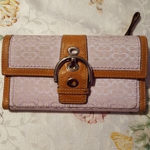 Coach wallet,  light pink GUC
